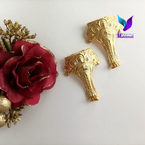 پایه فلزی سلطنتی