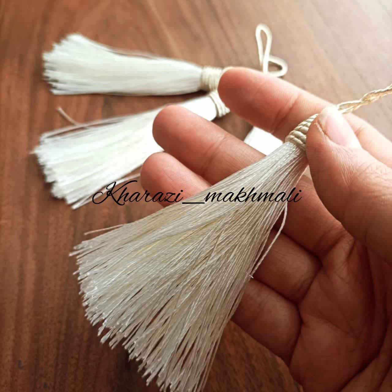 منگوله شیری