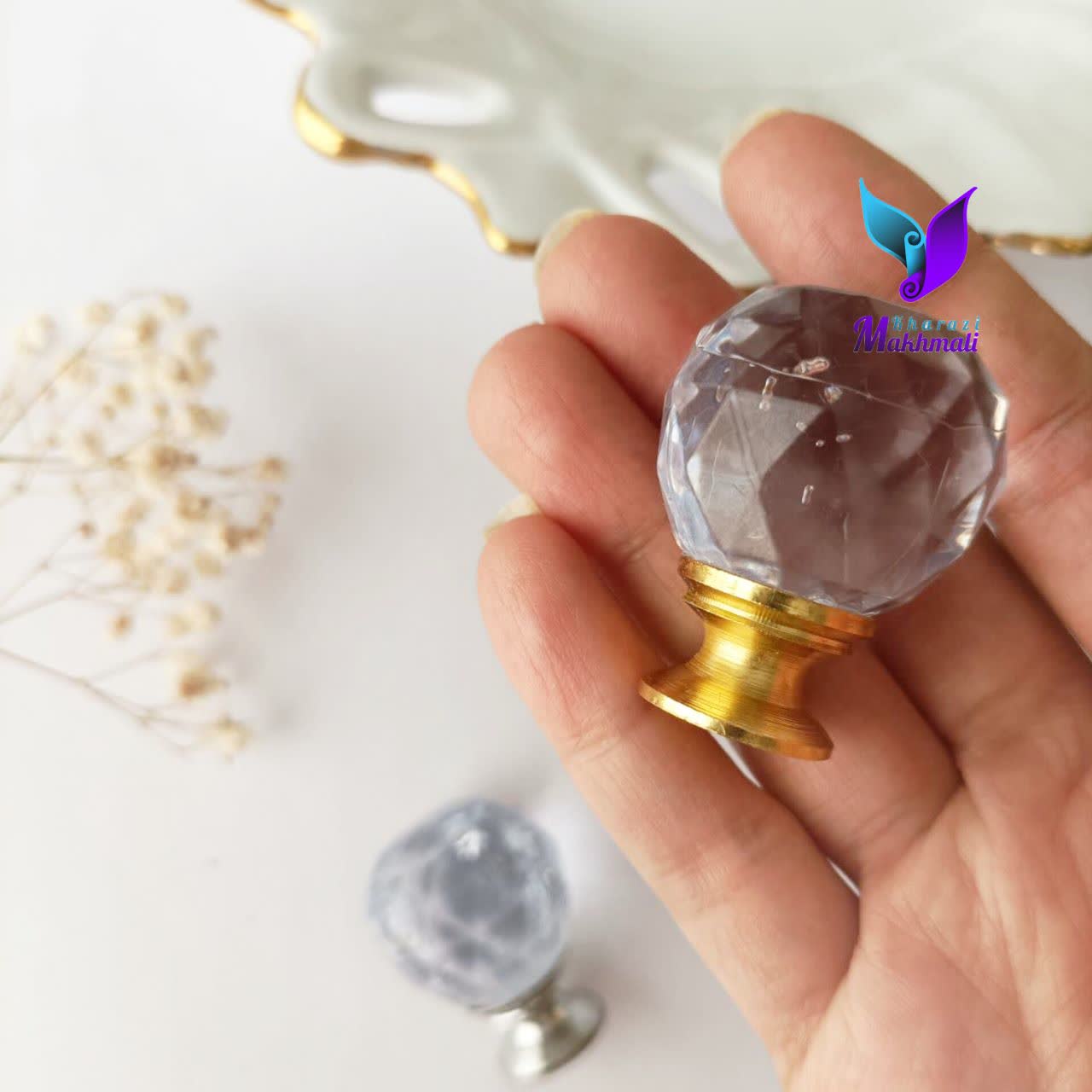 دستگیره طلایی